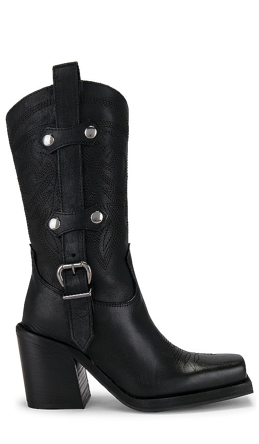 Steve Madden Jerica in Black - Steve Madden Jerica en noir - 史蒂夫·马登 杰里卡 黑色 - Steve Madden Jerica in Schwarz - 블랙 드레스를 입은 스티브 매든 제리카 - Steve Madden Jerica in nero