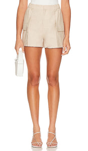 Steve Madden Lilette Skort in Neutral - Steve Madden - Jupe-short Lilette en neutre - Steve Madden Lilette Skort 中性款 - Steve Madden Lilette Skort in Neutral - Steve Madden Lilette Skort 뉴트럴 컬러 - Gonna Lilette di Steve Madden in colore neutro