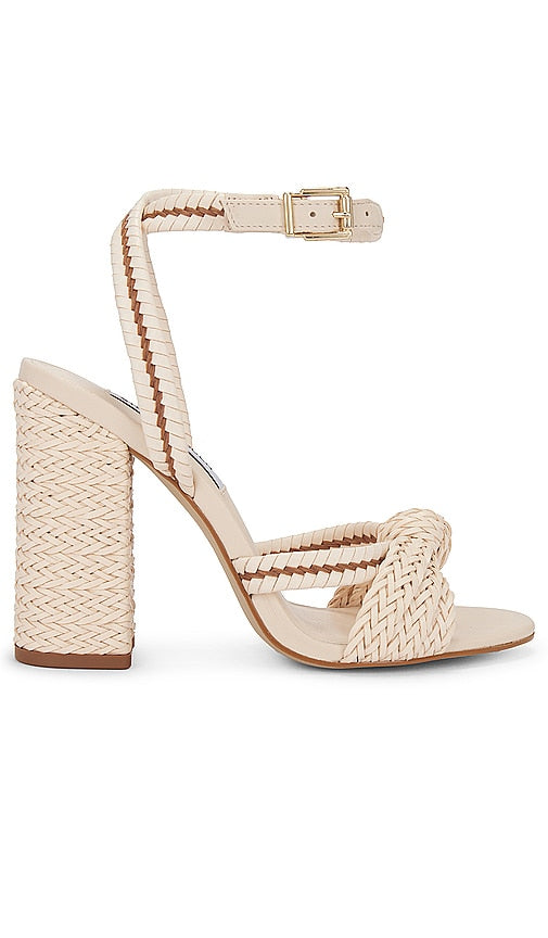 Steve Madden Malou Heel in Ivory - Talon Steve Madden Malou en ivoire - Steve Madden Malou 象牙色高跟鞋 - Steve Madden Malou Heel in Elfenbein - 아이보리 색상의 Steve Madden Malou 힐 - Tacco Steve Madden Malou in avorio