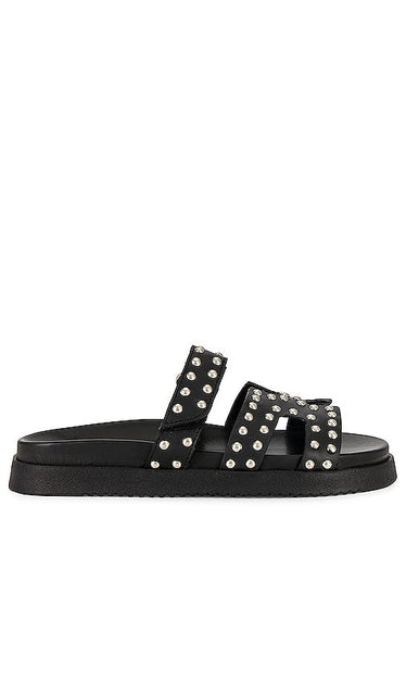 Steve Madden Mayven Studded in White - Steve Madden Mayven clouté en blanc - 史蒂夫·马登·梅文 (Steve Madden Mayven) 身穿白色礼服 - Steve Madden Mayven in Weiß besetzt - 스티브 매든 메이븐(Steve Madden Mayven) 화이트 슈즈 - Steve Madden Mayven borchiato in bianco