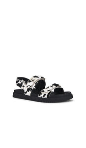 Steve Madden Mona Sandal in Black,White