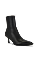Steve Madden Stasia Boot in Black