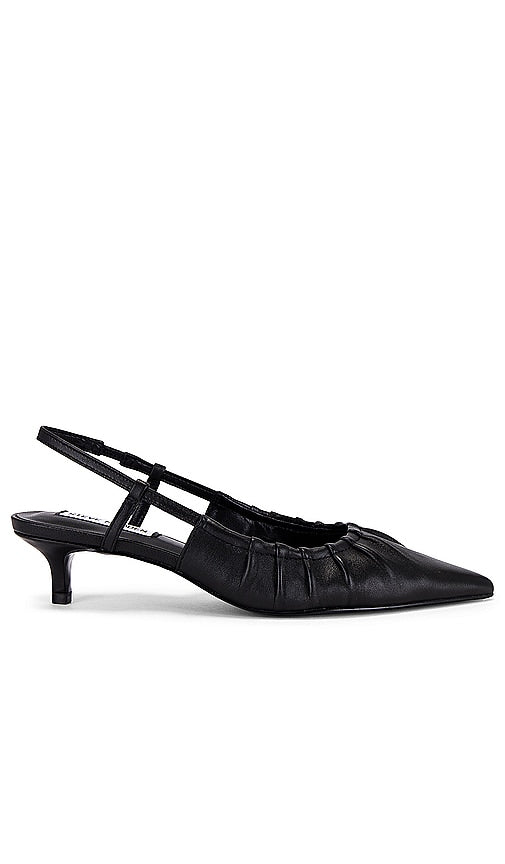 Steve Madden Syrie Sling Back in Black - Steve Madden Syrie Sling Back en noir - Steve Madden Syrie 黑色露背鞋 - Steve Madden Syrie Sling Back in Schwarz - Steve Madden Syrie 슬링백 블랙 색상 - Steve Madden Syrie Sling Back in nero