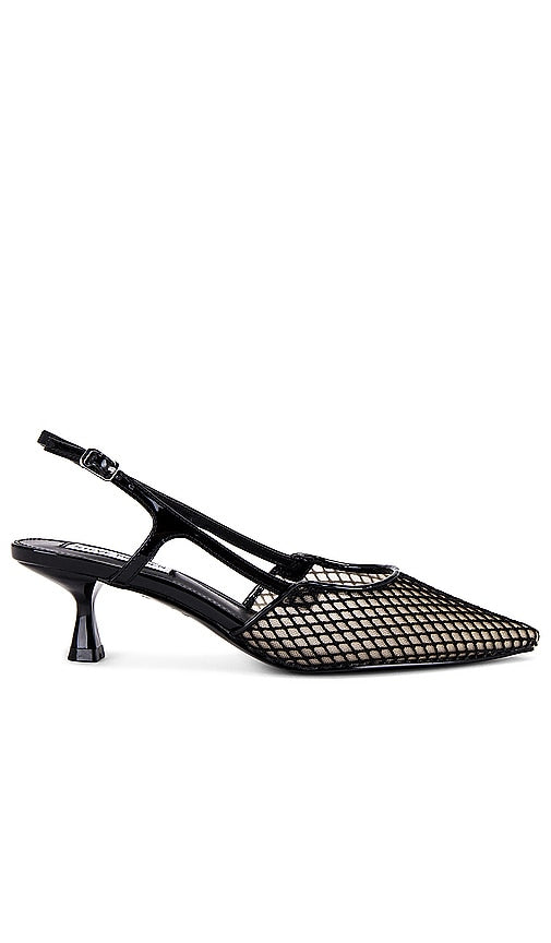 Steve Madden in Legaci Sling Back Multi in Black - Steve Madden dans Legaci Sling Back Multi en noir - 史蒂夫·马登 (Steve Madden) 身穿 Legaci 黑色多款露跟鞋 - Steve Madden im Legaci Sling Back Multi in Schwarz - Legaci 슬링백 멀티 컬러를 입은 Steve Madden - Steve Madden in Legaci Sling Back Multi in nero