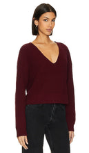 Stitches & Stripes Jake V-Neck in Burgundy