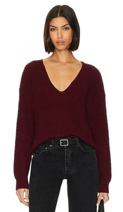 Stitches & Stripes Jake V-Neck in Burgundy - Stitches & Stripes - Jake - Col en V - Bordeaux - Stitches & Stripes Jake 酒红色 V 领 - Stitches & Stripes Jake V-Ausschnitt in Burgunderrot - 스티치 & 스트라이프 Jake V-Neck in Burgundy - Stitches & Stripes Jake con scollo a V in Borgogna