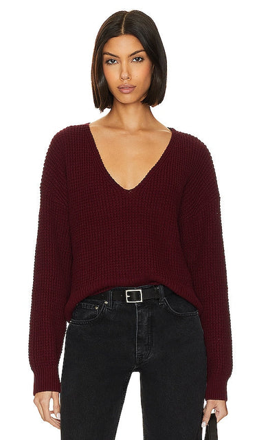 Stitches & Stripes Jake V-Neck in Burgundy - Stitches & Stripes - Jake - Col en V - Bordeaux - Stitches & Stripes Jake 酒红色 V 领 - Stitches & Stripes Jake V-Ausschnitt in Burgunderrot - 스티치 & 스트라이프 Jake V-Neck in Burgundy - Stitches & Stripes Jake con scollo a V in Borgogna