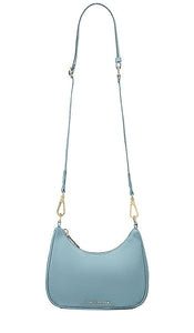 Stoney Clover Lane Curved Crossbody in Baby Blue - Stoney Clover Lane - Sac à bandoulière incurvé - Bleu bébé - Stoney Clover Lane 淡蓝色弧形斜挎包 - Geschwungene Umhängetasche von Stoney Clover Lane in Babyblau - Stoney Clover Lane 커브드 크로스바디 - Borsa a tracolla curva Stoney Clover Lane in celeste