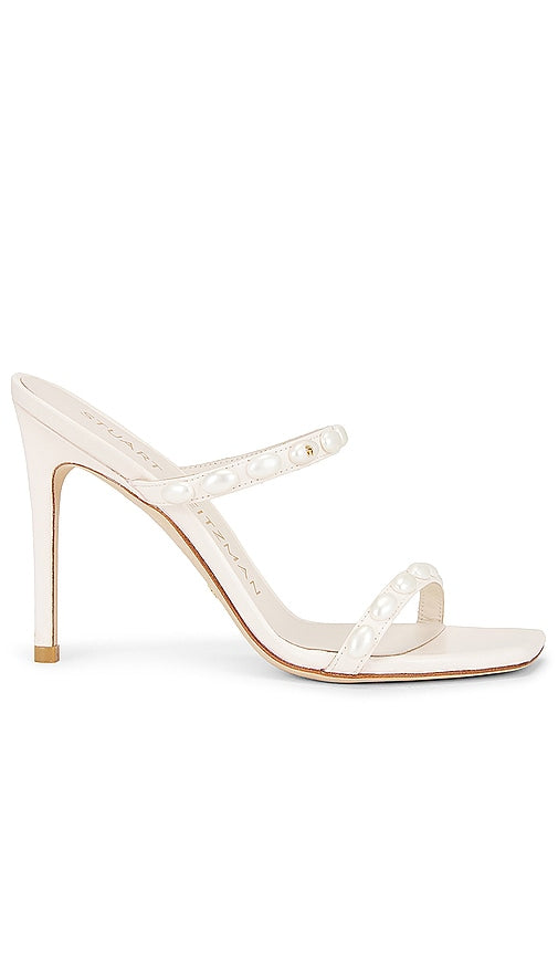 Stuart Weitzman Aleena Pearlita Sandal in Ivory - Stuart Weitzman Sandale Aleena Pearlita en ivoire - Stuart Weitzman Aleena Pearlita 象牙色凉鞋 - Stuart Weitzman Aleena Pearlita Sandale in Elfenbein - Stuart Weitzman Aleena Pearlita 샌들 아이보리 색상 - Stuart Weitzman Sandalo Aleena Pearlita in avorio