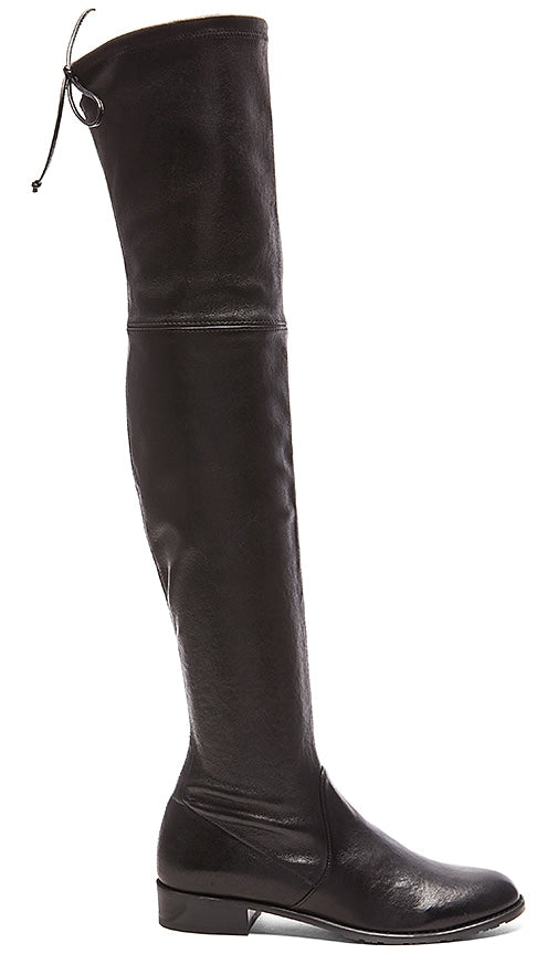 Stuart Weitzman Lowland Boot in Black - Bottines Stuart Weitzman Lowland en noir - Stuart Weitzman 黑色 Lowland 靴子 - Stuart Weitzman Lowland Stiefel in Schwarz - Stuart Weitzman 로우랜드 부츠블랙 색상 - Stivale Lowland Stuart Weitzman in nero