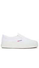 Superga 2740 Mid Platform Slip On Sneaker in White - Superga - 2740 - Baskets à enfiler à plateforme mi-haute - Blanc - Superga 2740 白色中底一脚蹬运动鞋 - Superga 2740 Mid Platform Slip-On-Sneaker in Weiß - Superga 2740 미드 플랫폼 슬립온 스니커즈 화이트 색상 - Sneaker slip-on Superga 2740 con piattaforma media in bianco