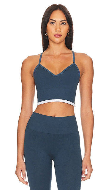 THE UPSIDE Form Bronte Sports Bra in Blue - THE UPSIDE Form Bronte - Soutien-gorge de sport en bleu - THE UPSIDE Form Bronte 蓝色运动文胸 - THE UPSIDE Form Bronte Sport-BH in Blau - THE UPSIDE Form Bronte 스포츠 브라 (블루 색상) - THE UPSIDE Form Reggiseno sportivo Bronte in blu