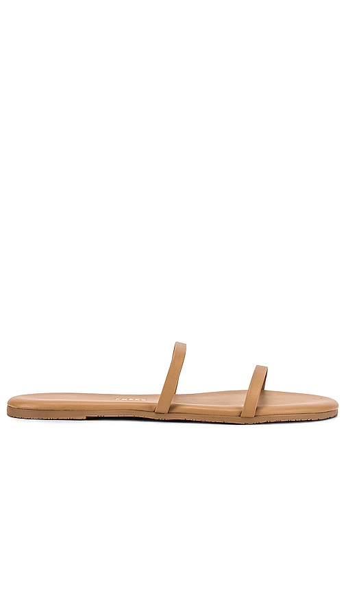 TKEES Gemma Sandal in Tan - Sandale TKEES Gemma en beige - TKEES Gemma 黄褐色凉鞋 - TKEES Gemma Sandale in Hellbraun - TKEES Gemma 샌들 - TKEES Sandalo Gemma in marrone chiaro