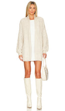 Tularosa Nalla Cardigan in Ivory - Cardigan Tularosa Nalla en ivoire - Tularosa Nalla 象牙色开衫 - Tularosa Nalla Cardigan in Elfenbein - Tularosa Nalla 카디건 아이보리 색상 - Cardigan Tularosa Nalla in avorio