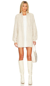 Tularosa Nalla Cardigan in Ivory - Cardigan Tularosa Nalla en ivoire - Tularosa Nalla 象牙色开衫 - Tularosa Nalla Cardigan in Elfenbein - Tularosa Nalla 카디건 아이보리 색상 - Cardigan Tularosa Nalla in avorio