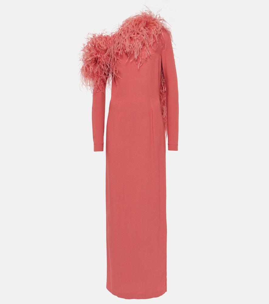 Taller Marmo Garbo feather-trimmed gown. 更高挑的玛莫·嘉宝羽毛镶边礼服