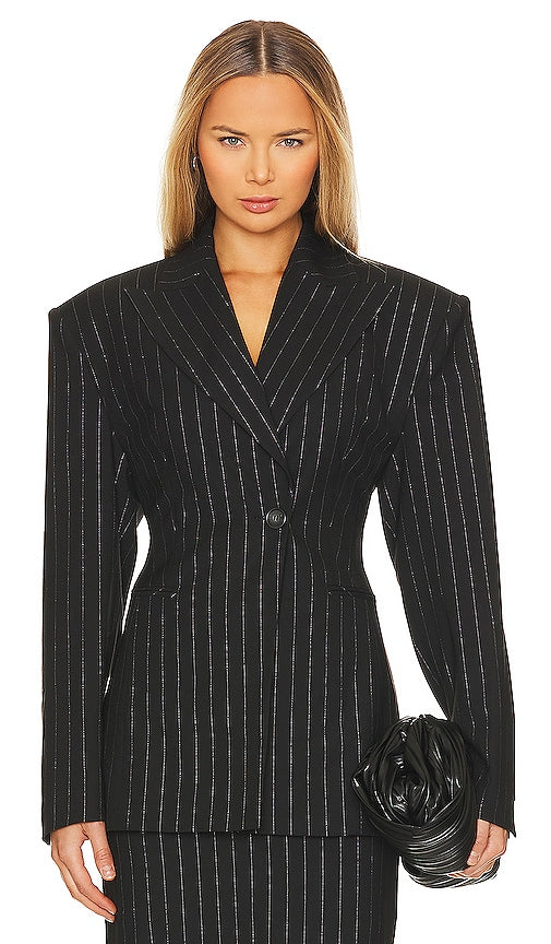 The Andamane Ottavia Hourglass Blazer in Black - Le blazer sablier Andamane Ottavia en noir - Andamane Ottavia 黑色沙漏西装外套 - Der Andamane Ottavia Hourglass Blazer in Schwarz - Andamane Ottavia 아워글래스 블레이저 블랙 색상 - Il blazer a clessidra Andamane Ottavia in nero