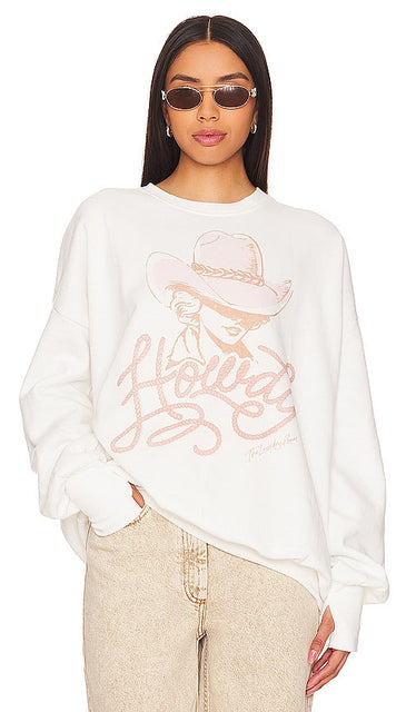 The Laundry Room Howdy Queen Jumper in White - Pull Howdy Queen de The Laundry Room en blanc - The Laundry Room Howdy Queen 白色毛衣 - Der „Howdy Queen“-Pullover von The Laundry Room in Weiß - The Laundry Room Howdy 퀸 점퍼 화이트 색상 - Il maglione Howdy Queen della lavanderia in bianco