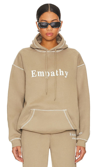 The Mayfair Group Emphathy Always Hoodie in Tan - The Mayfair Group - Emphathy Always - Sweat à capuche - Fauve - The Mayfair Group Emphathy Always 棕褐色连帽衫 - Der Mayfair Group Emphathy Always Kapuzenpullover in Hellbraun - The Mayfair Group Emphathy Always Tan 후디 - Felpa con cappuccio Emphathy Always del gruppo Mayfair in marrone chiaro