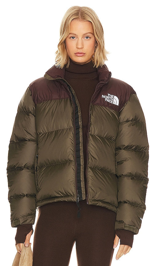 The North Face 1996 Retro Nuptse Jacket in Olive - The North Face - Veste rétro Nuptse 1996 - Olive - The North Face 1996 橄榄色复古 Nuptse 夹克 - The North Face 1996 Retro Nuptse Jacke in Oliv - The North Face 1996 레트로 눕시 재킷 - Giacca The North Face 1996 Retro Nuptse in verde oliva