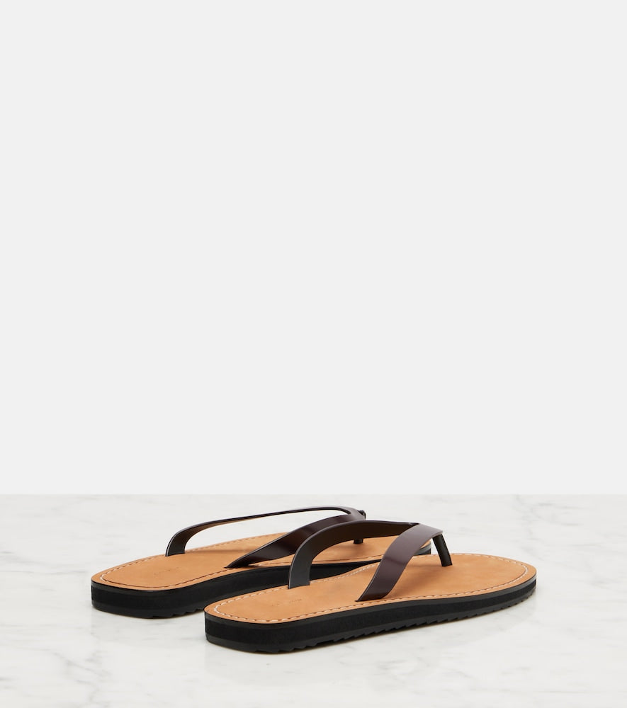 The Row City leather thong sandals in Burgundy - Flat Sandals