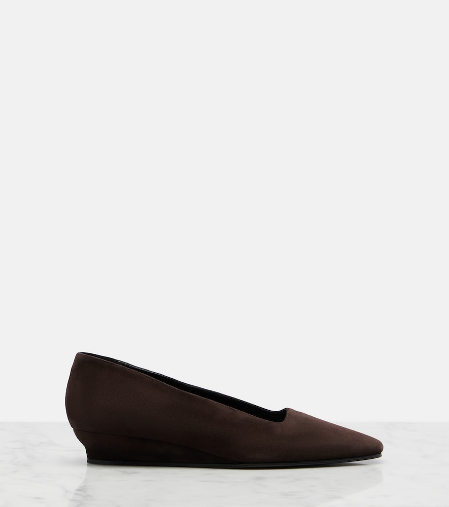 The Row June suede wedges in Brown - Mid Heel Pumps