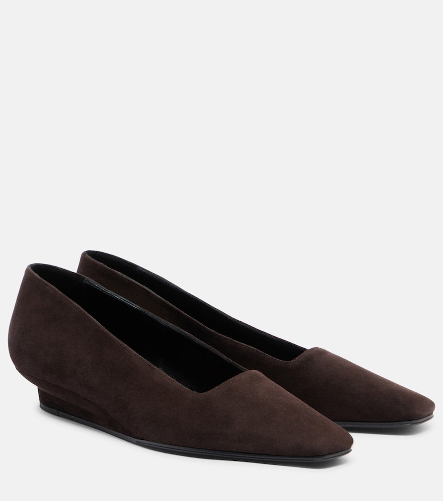 The Row June suede wedges in Brown - Mid Heel Pumps