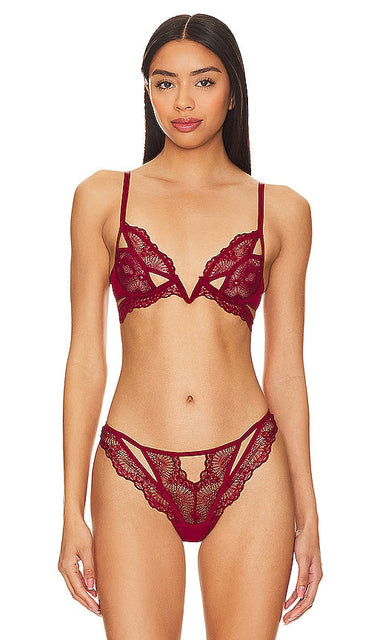 Thistle and Spire Kane V-wire Bra in Red - Soutien-gorge à armatures en V Thistle and Spire Kane en rouge - Thistle and Spire Kane 红色 V 型钢丝文胸 - Thistle and Spire Kane V-Bügel-BH in Rot - Thistle and Spire Kane 브이와이어 브라레드 색상 - Reggiseno con ferretto a V Thistle e Spire Kane in rosso