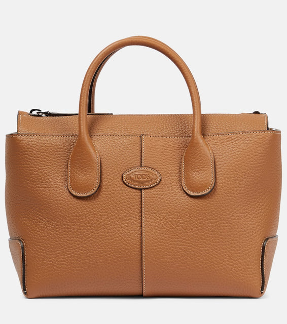 Tod's Di leather shoulder bag. Shop Tod's Tote Bags for women now.