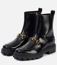 Tod's Patent leather Chelsea boots
