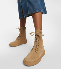 Tod's W.G. suede ankle boots