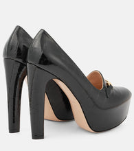 Tom Ford Croc-effect patent leather platform pumps