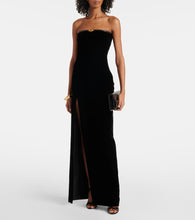 Tom Ford Strapless velvet gown