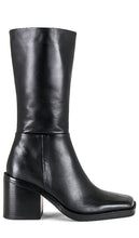 Tony Bianco Prestige Boot in Black - Botte Prestige Tony Bianco en noir - Tony Bianco Prestige 黑色靴子 - Tony Bianco Prestige-Stiefel in Schwarz - Tony Bianco 프레스티지 부츠 블랙 색상 - Stivale Tony Bianco Prestige in nero