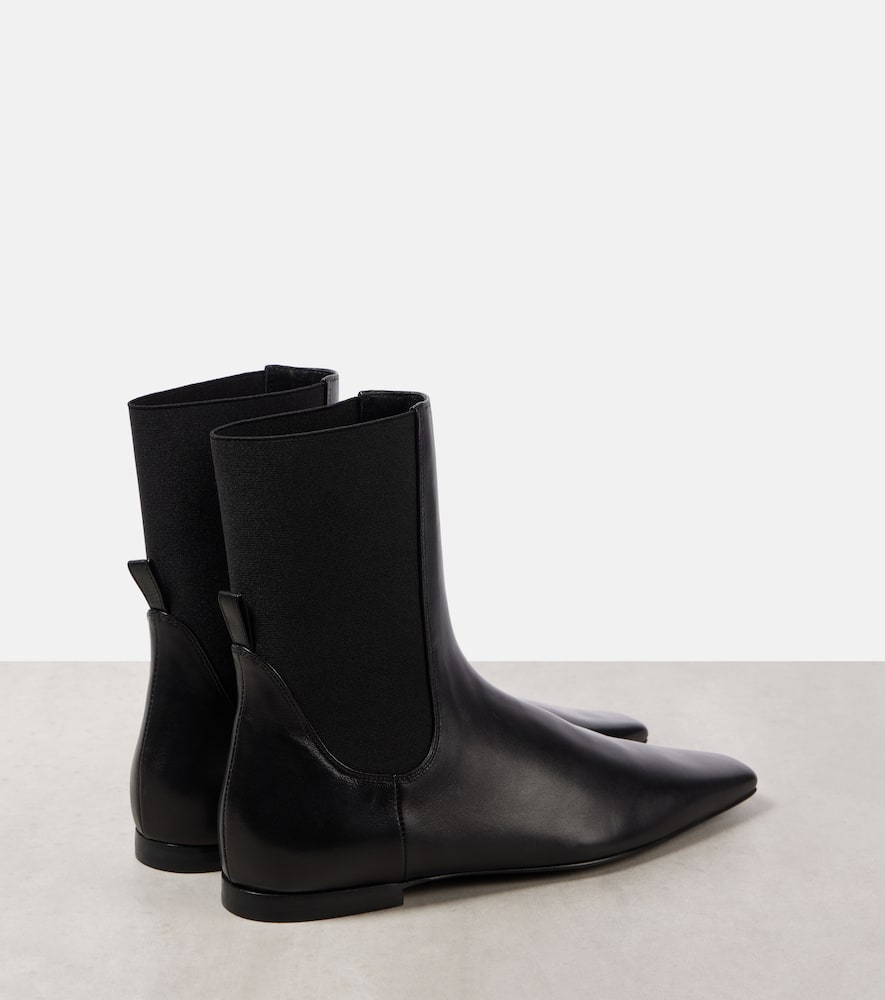 Toteme Leather chelsea boots