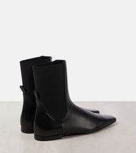 Toteme Leather chelsea boots