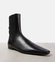 Toteme Leather chelsea boots
