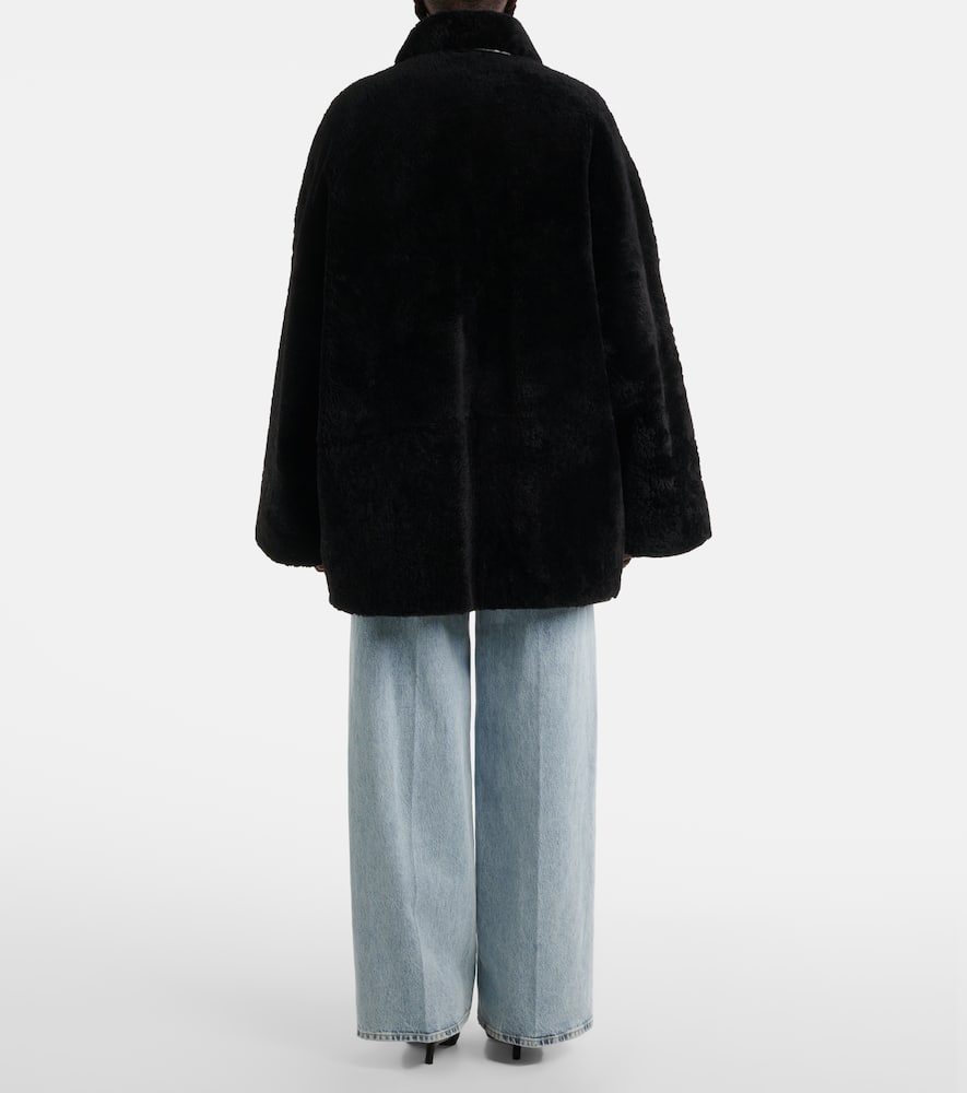 Toteme Oversized shearling jacket