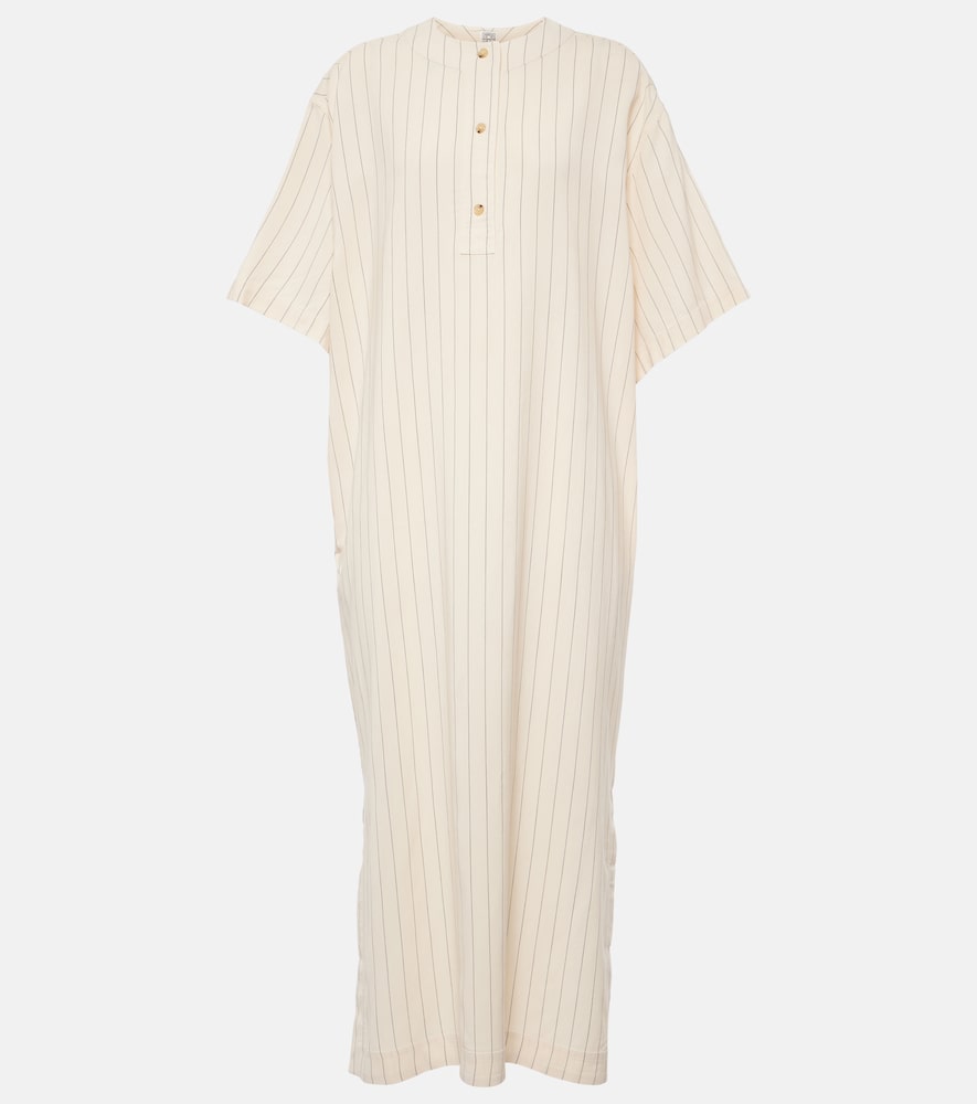 Toteme Pinstriped midi shirt dress. Toteme 细条纹中长衬衫裙