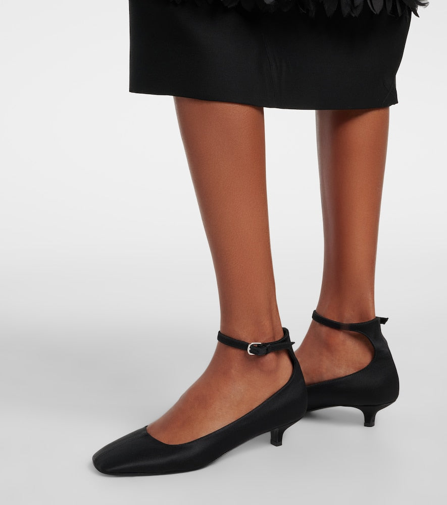 Toteme Satin pumps