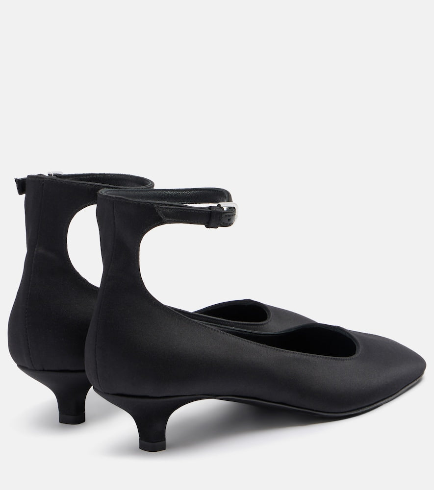 Toteme Satin pumps