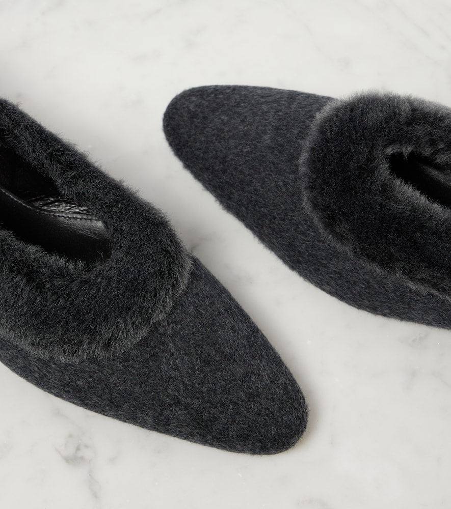 Toteme Shearling-lined ballet flats