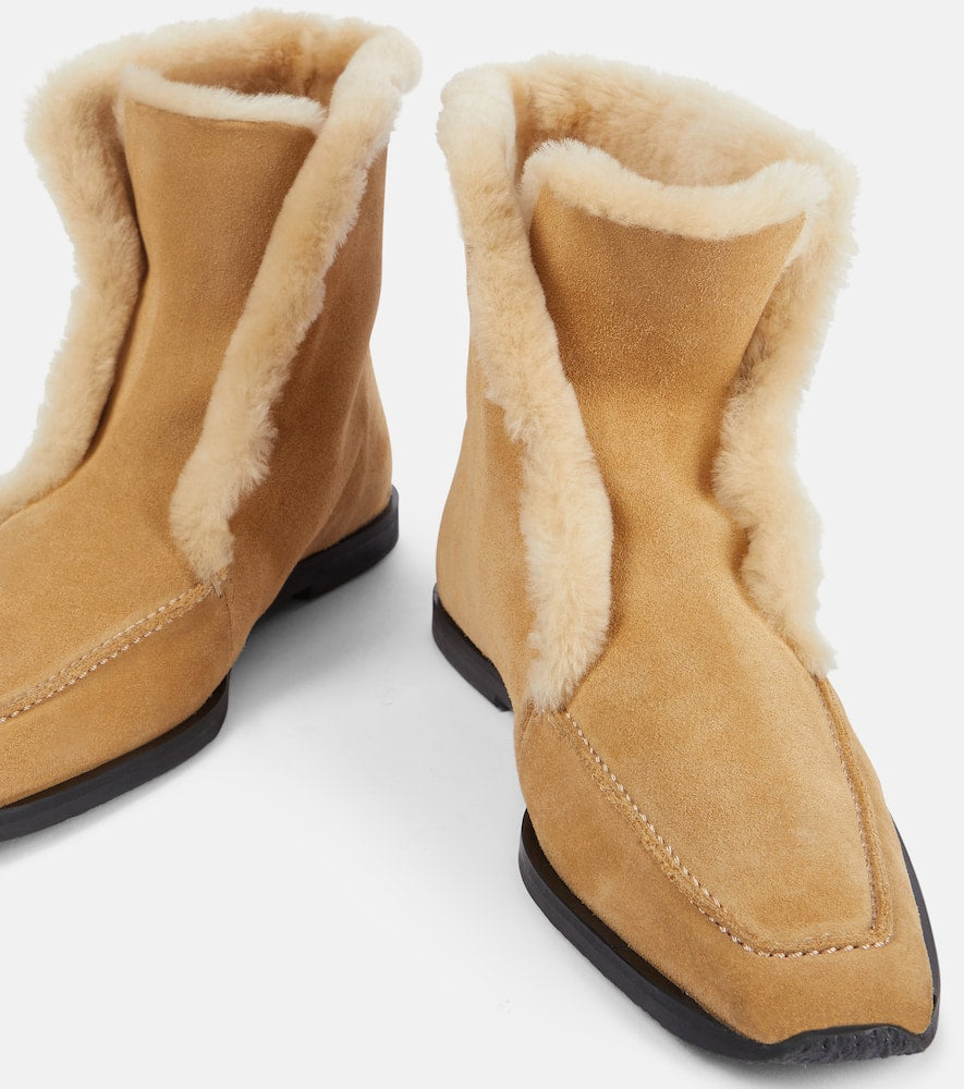 Toteme Shearling-lined suede ankle boots