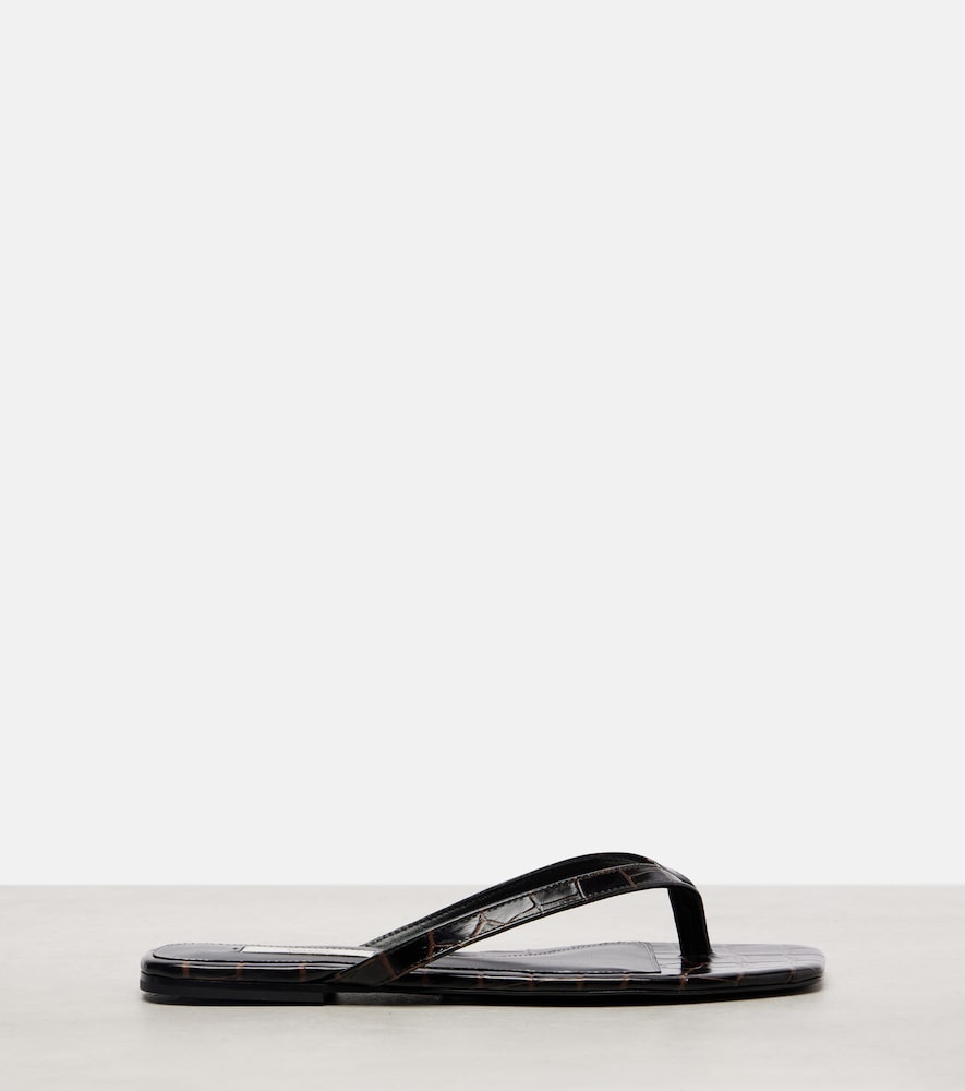 Toteme Croc-effect leather thong sandals in Brown - Flat Sandals