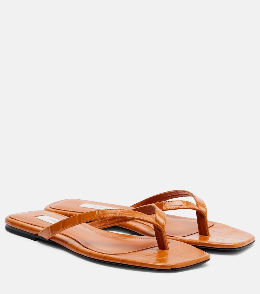 Toteme Croc-effect leather thong sandals in Orange - Flat Sandals