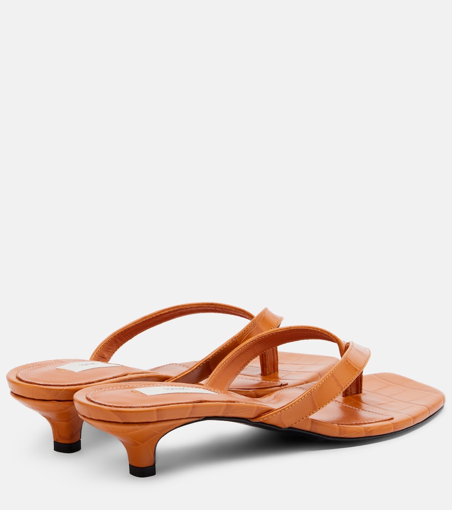 Toteme Croc-effect leather thong sandals (Orange) - Heeled Sandals