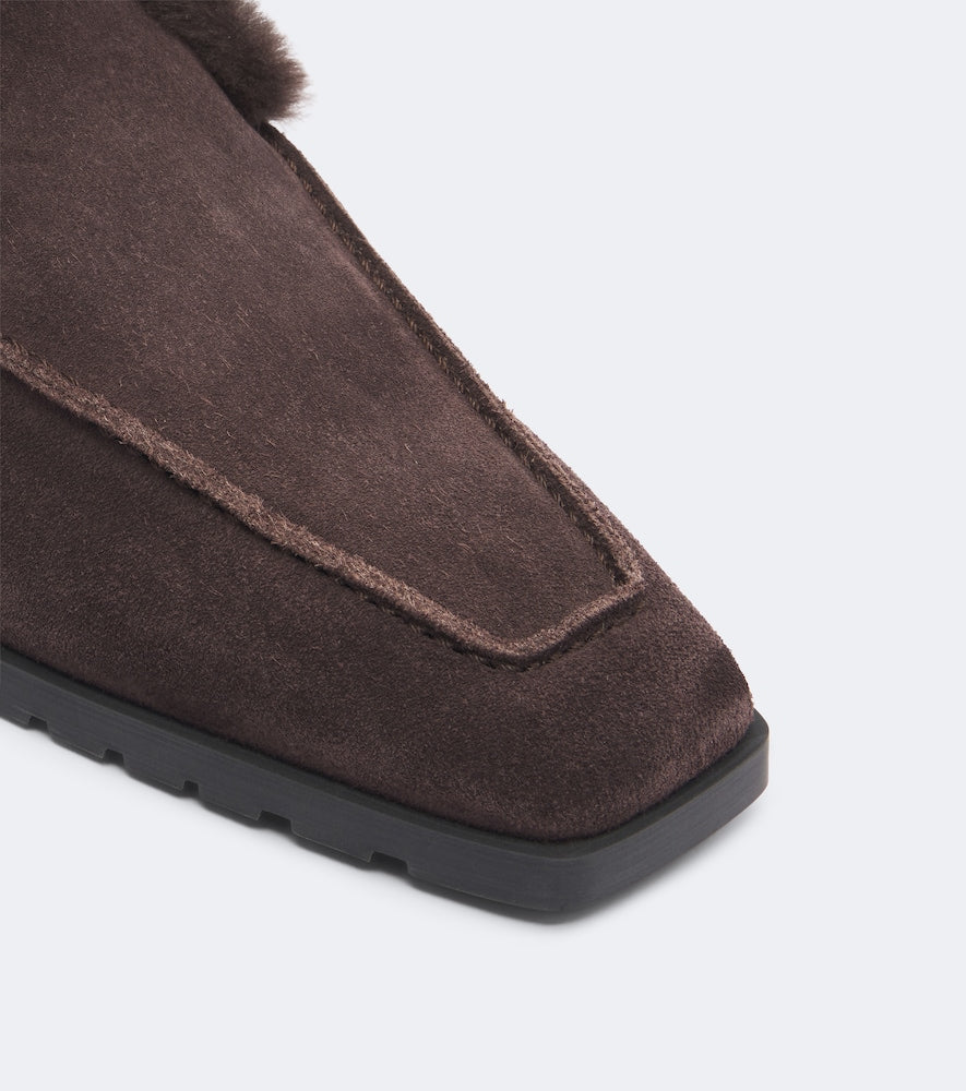 Toteme Shearling-lined suede ankle boots - Brown Flat Boots