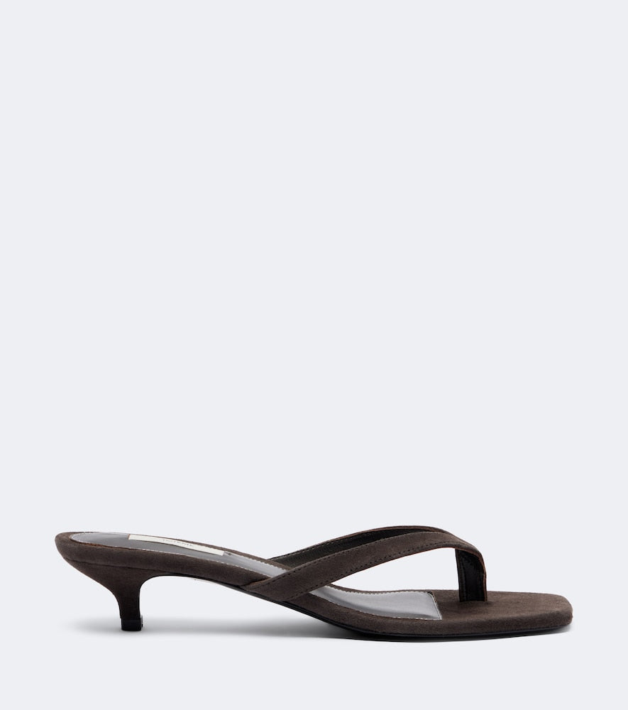 Toteme Suede thong sandals (Brown) - Heeled Sandals