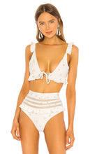 Tularosa Dreamer Top in White - Haut Tularosa Dreamer en blanc - Tularosa Dreamer 白色上衣 - Tularosa Dreamer Top in Weiß - Tularosa Dreamer 탑 - Top Tularosa Dreamer in bianco