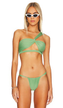 Tularosa Elvia Top in Mint - Haut Tularosa Elvia en menthe - Tularosa Elvia 薄荷色上衣 - Tularosa Elvia Top in Mint - Tularosa Elvia 탑 - Tularosa Elvia Top in Menta